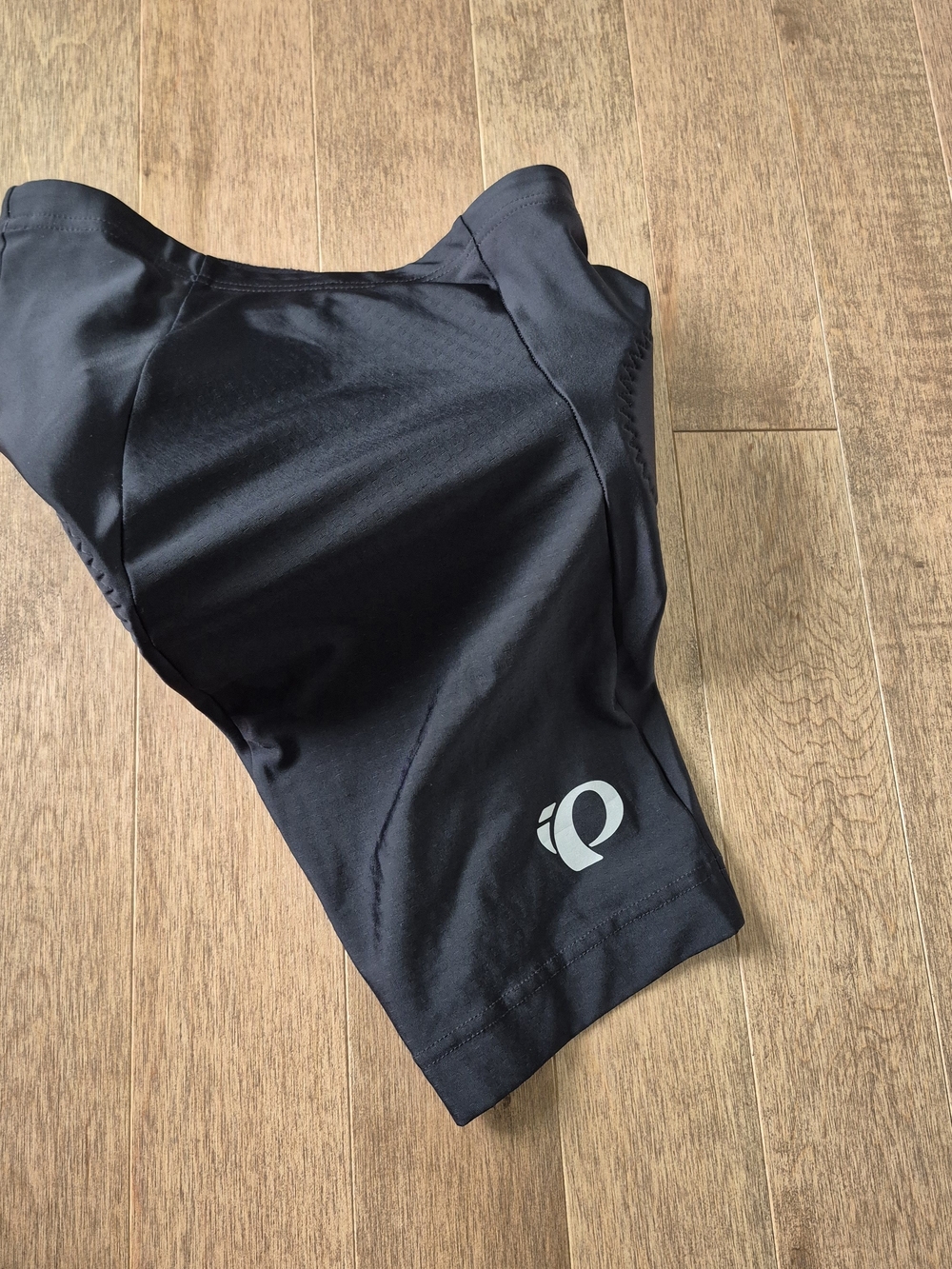 Pearl Izumi Black Cycling Shorts with Reflective Logo